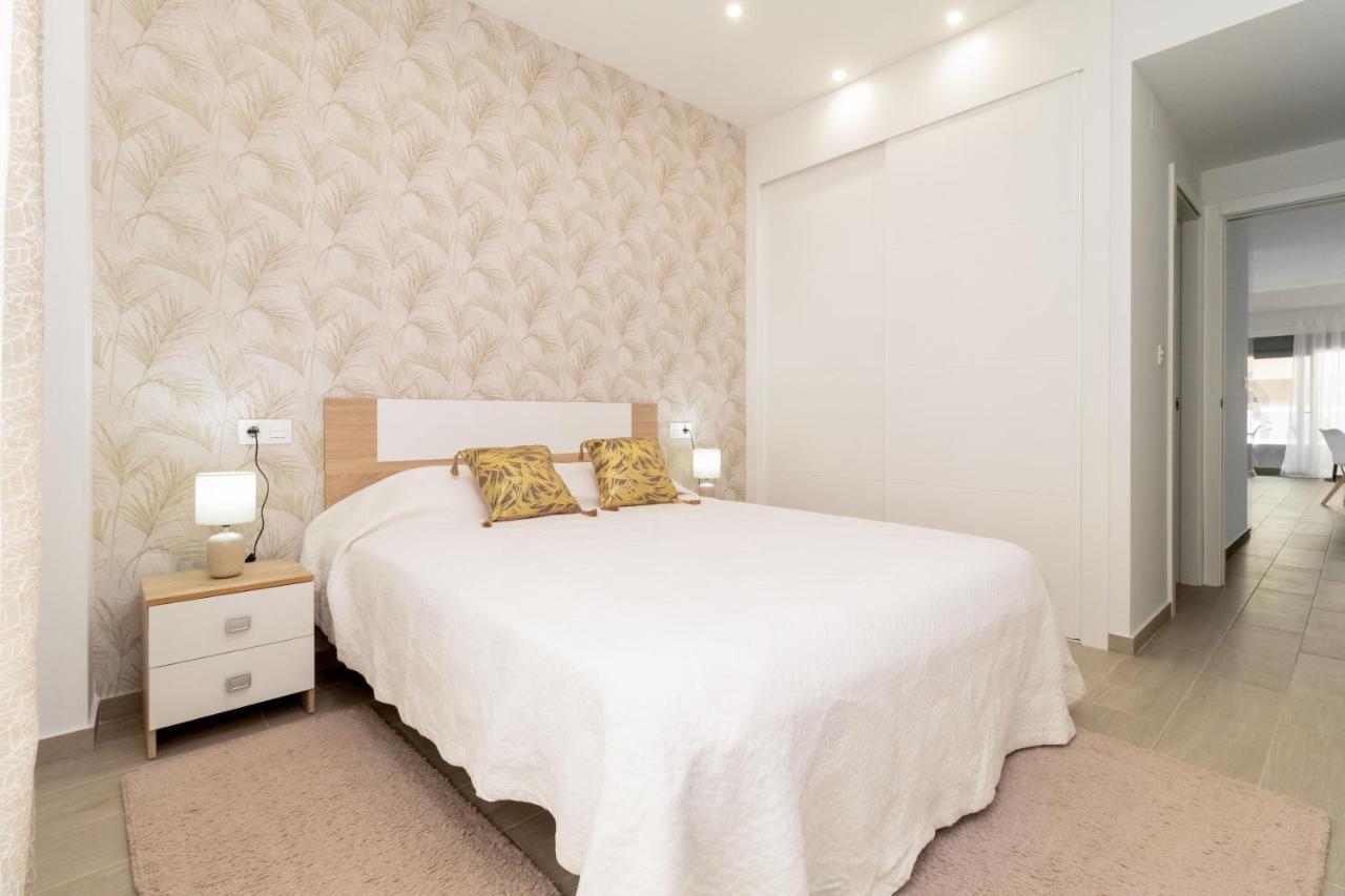 Corazon Del Mar Apartment Torrevieja Luaran gambar