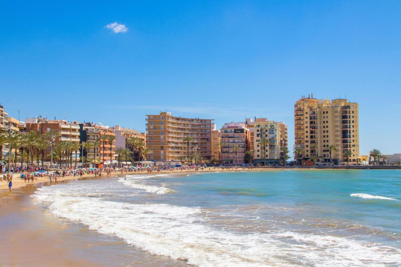 Corazon Del Mar Apartment Torrevieja Luaran gambar